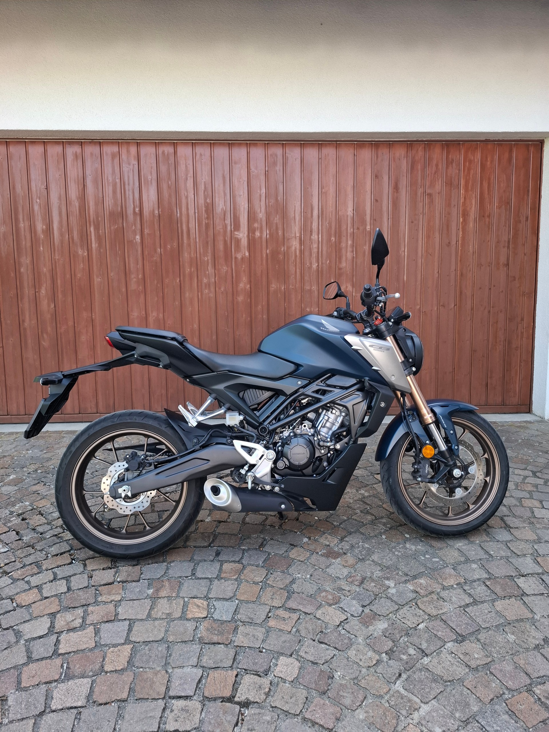 HONDA CB 125 R-image-0