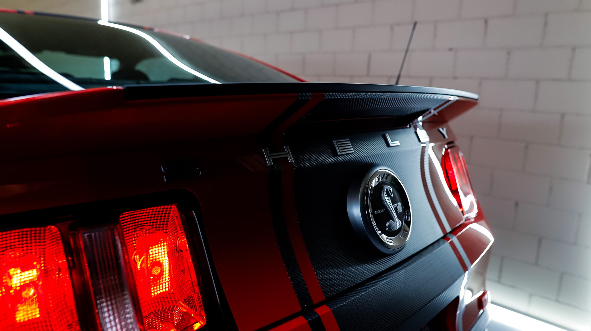 FORD Shelby GT 500 SVT-image-6