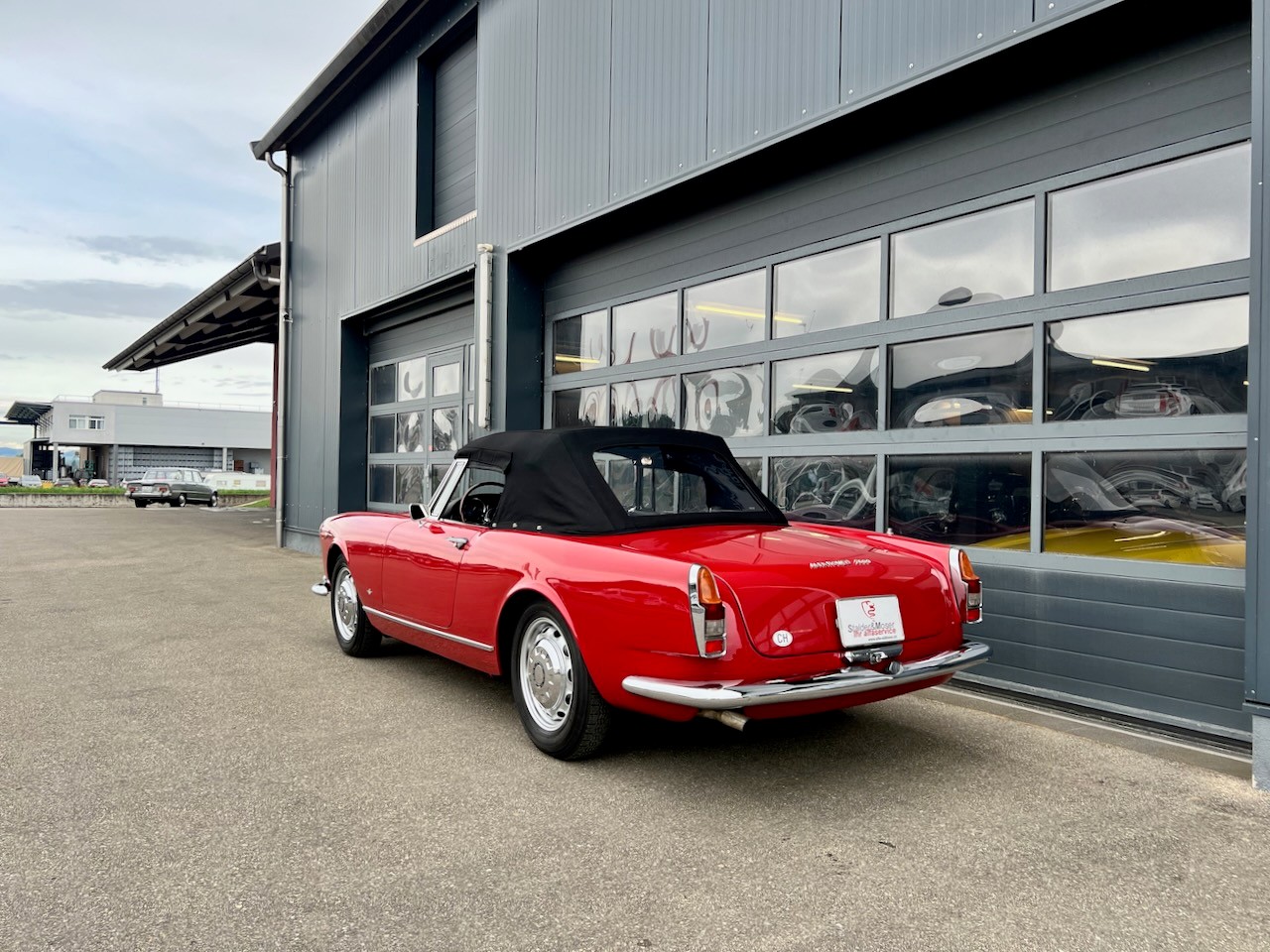ALFA ROMEO 2600 Touring Spider-image-2