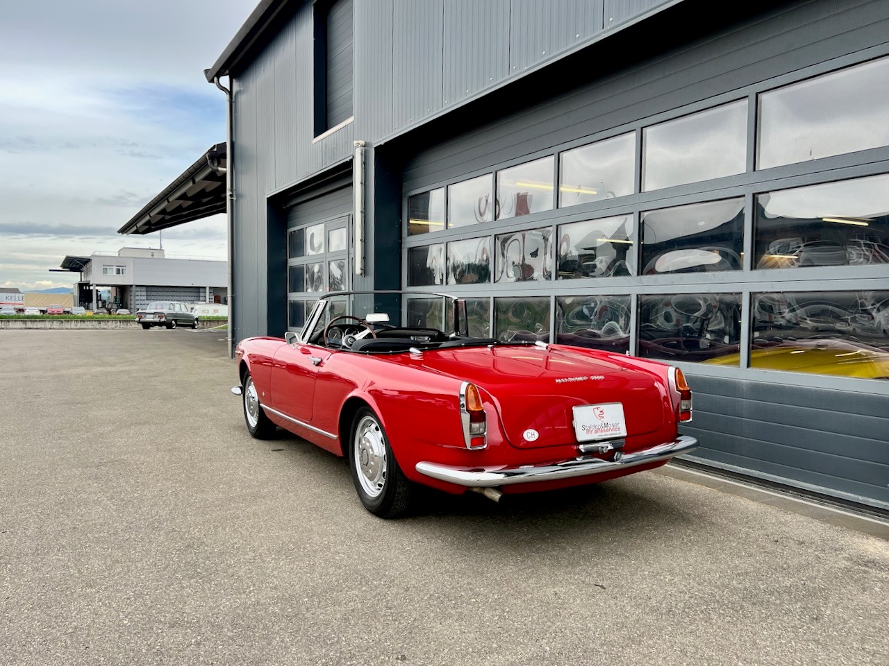 ALFA ROMEO 2600 Touring Spider-image-5