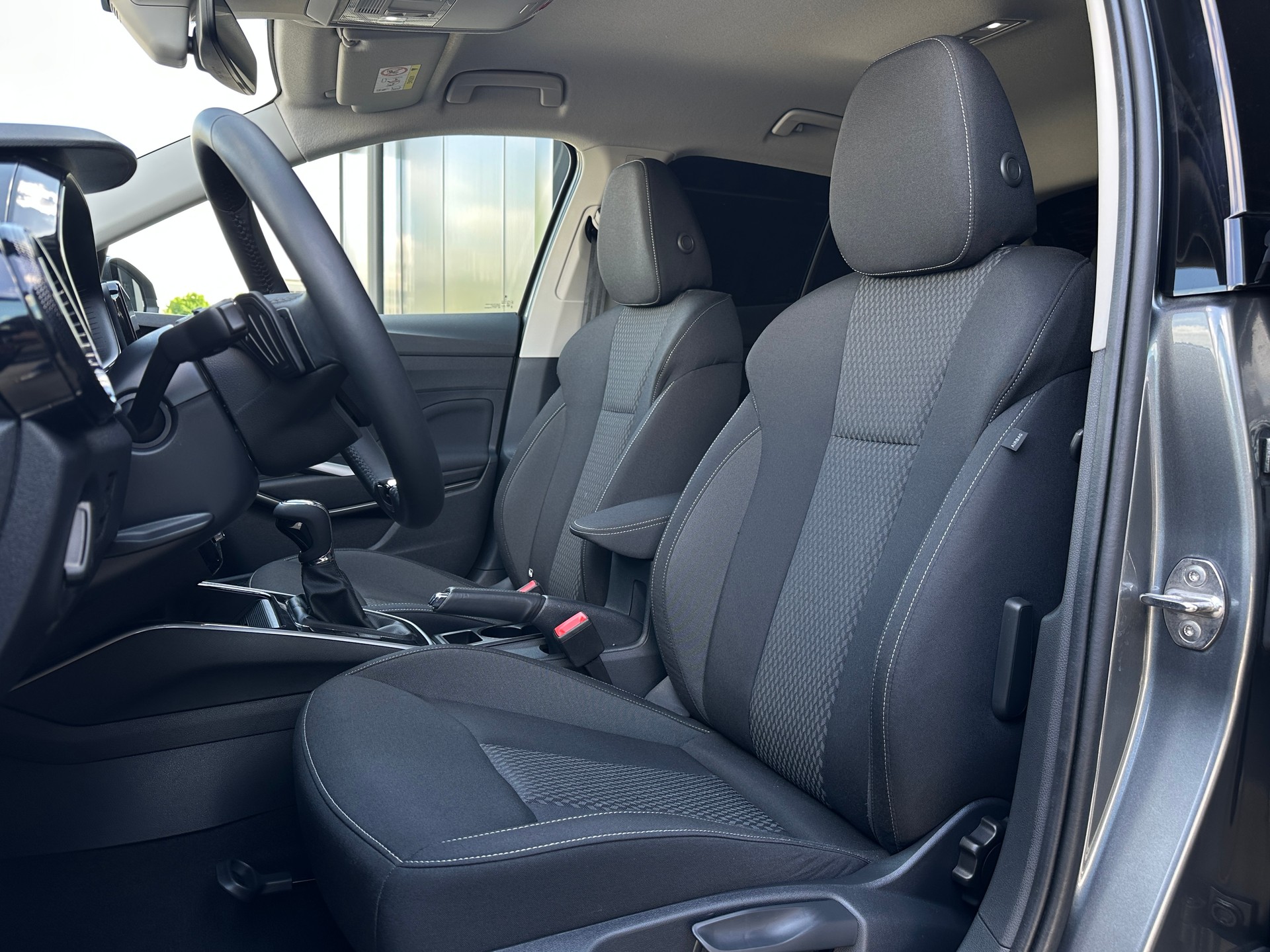 SKODA Fabia 1.5 TSI Selection DSG-image-9