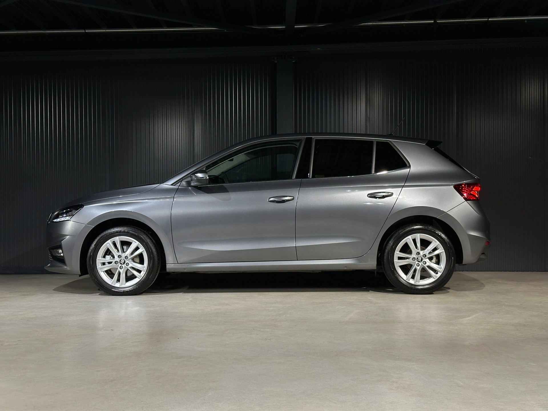 SKODA Fabia 1.5 TSI Selection DSG-image-8
