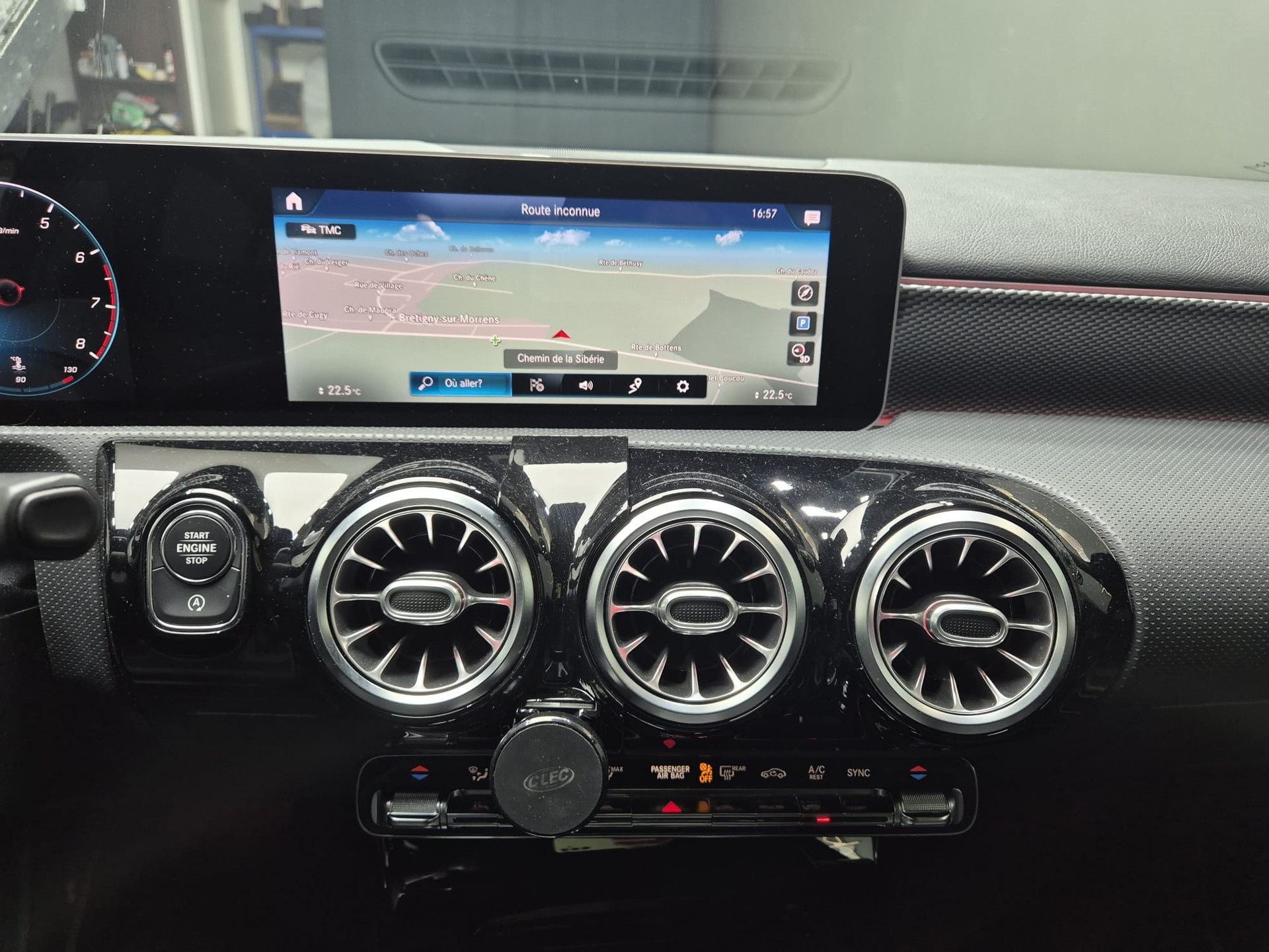 MERCEDES-BENZ A 180 Style 7G-DCT-image-19