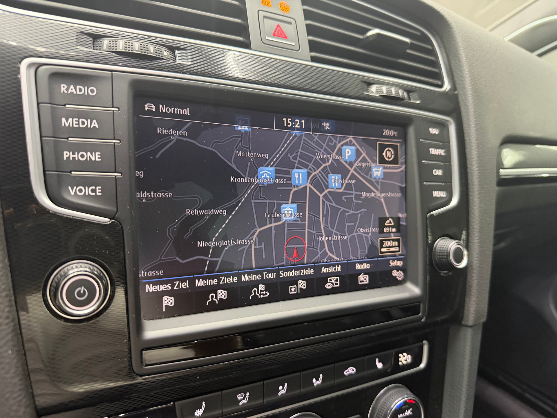 VW Golf 2.0 TDI GTD-image-8