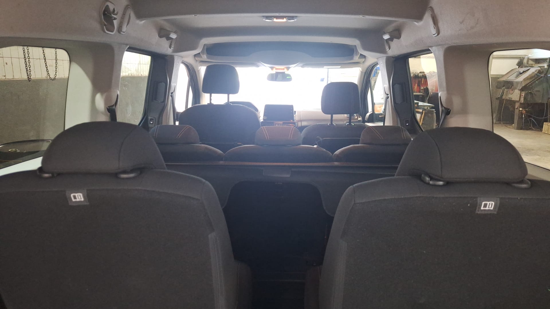 PEUGEOT Rifter Long 1.5 BlueHDi 7PL Allure Pack-image-12