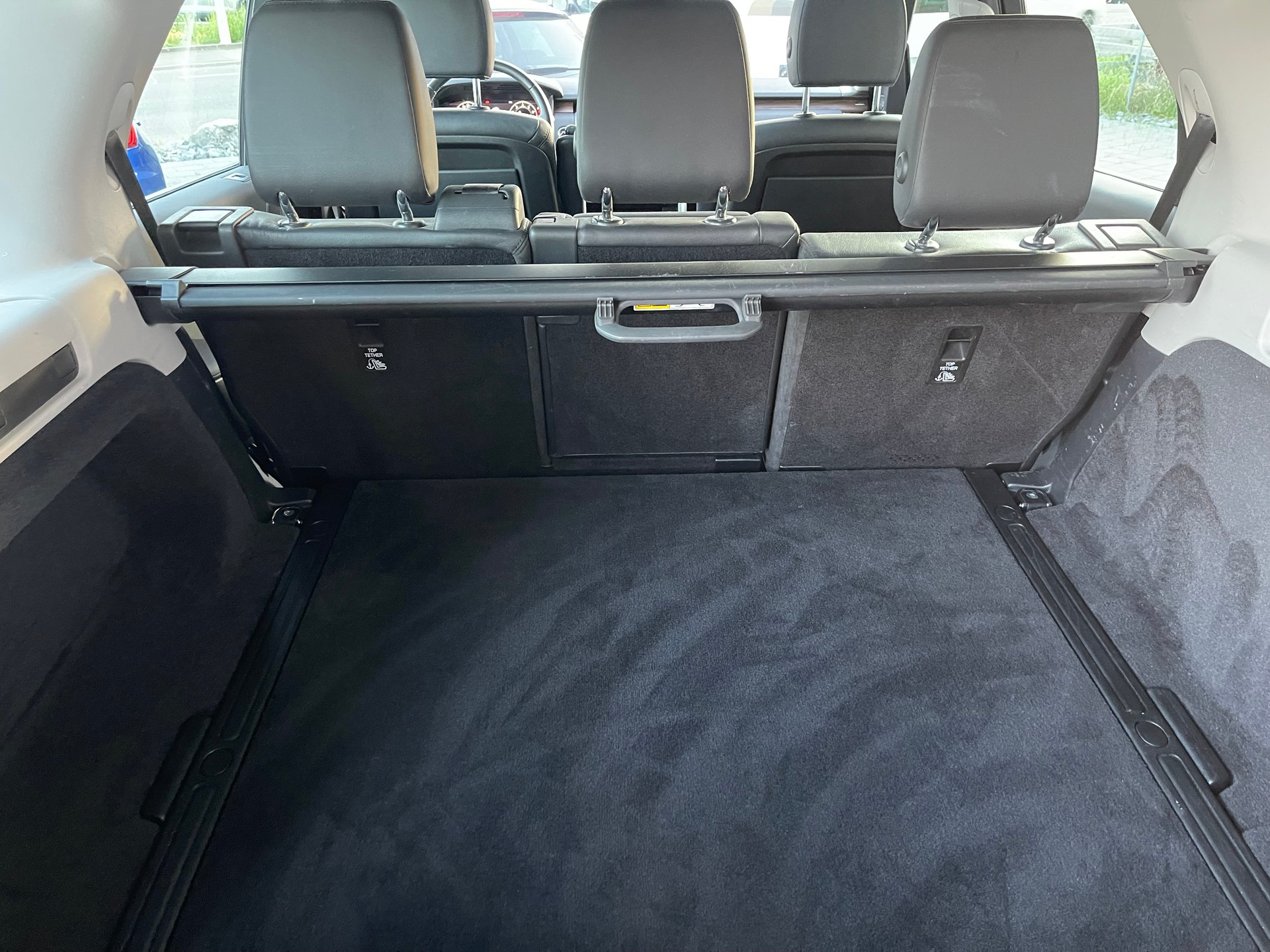 LAND ROVER Discovery 2.0 Si4 Landmark Edition Automatic-image-15
