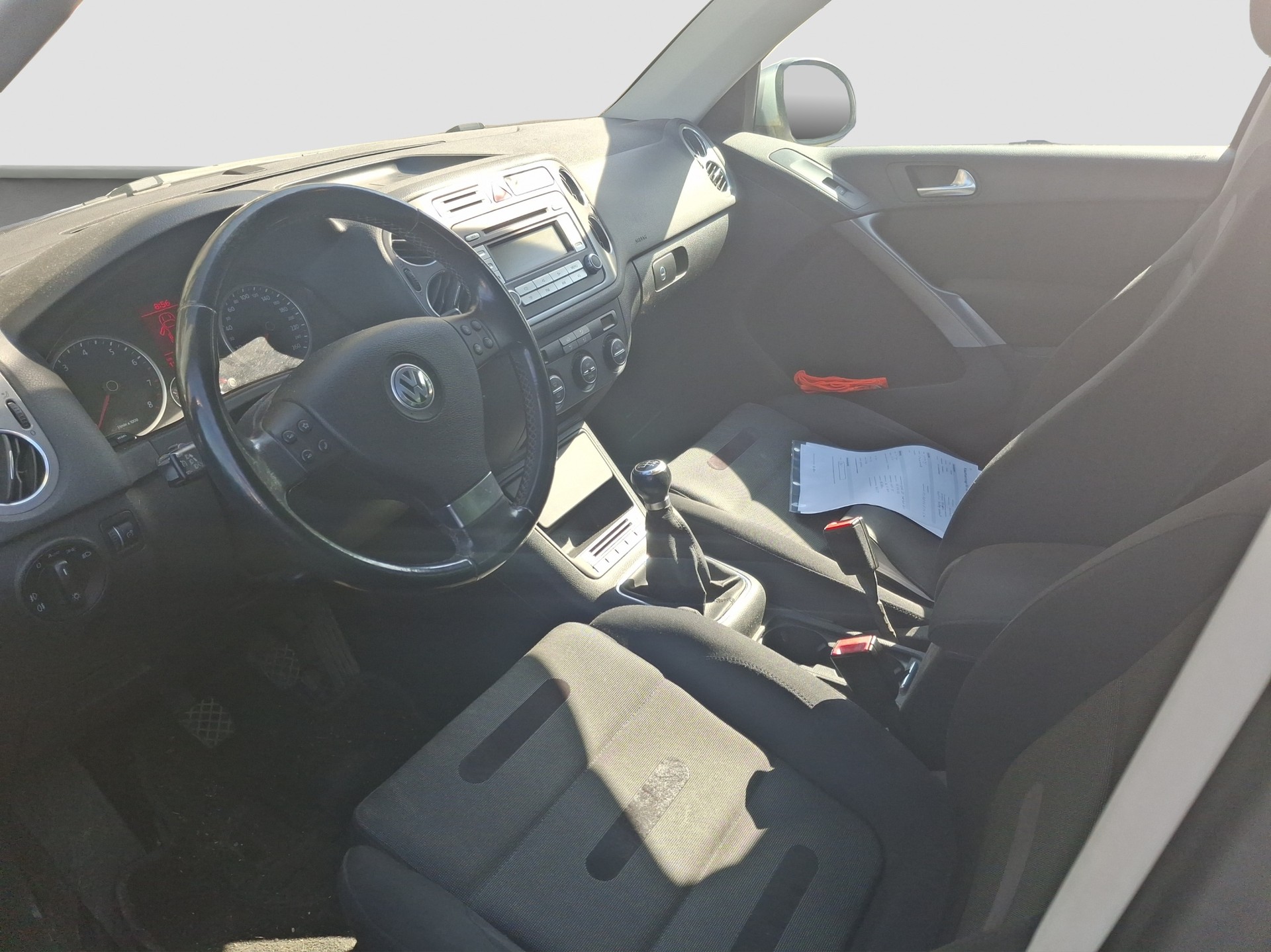 VW Tiguan 1.4 TSI Sport&Style-image-5