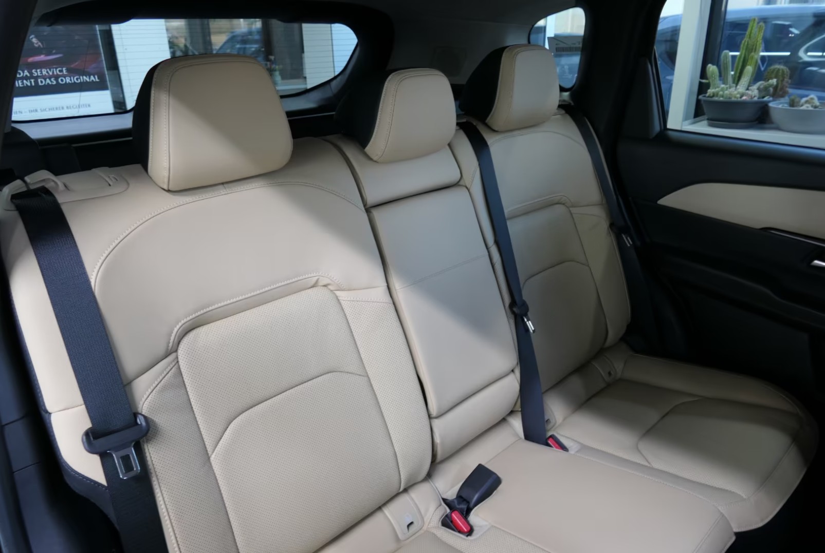 MAZDA CX-80 e-Skyactiv D254 MHEV AWD Homura-image-8