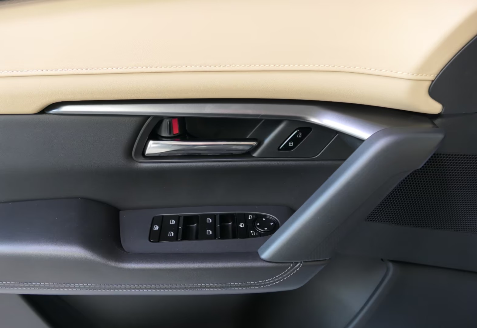 MAZDA CX-80 e-Skyactiv D254 MHEV AWD Homura-image-10