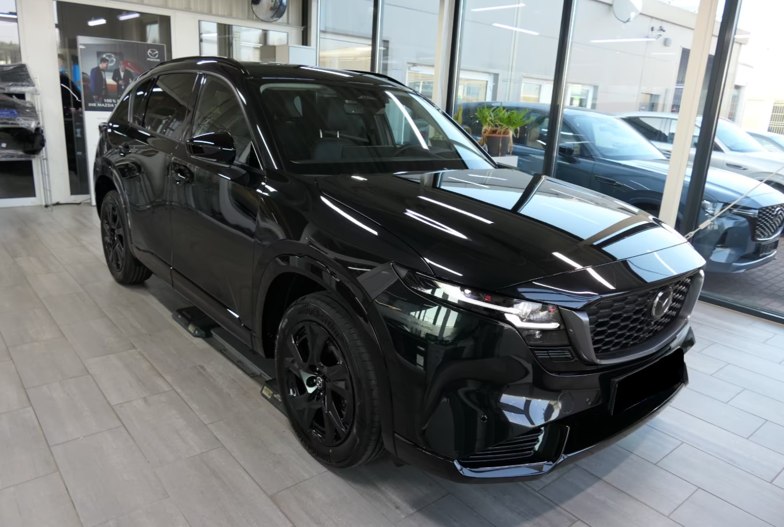 MAZDA CX-80 e-Skyactiv D254 MHEV AWD Homura-showroom-element-3