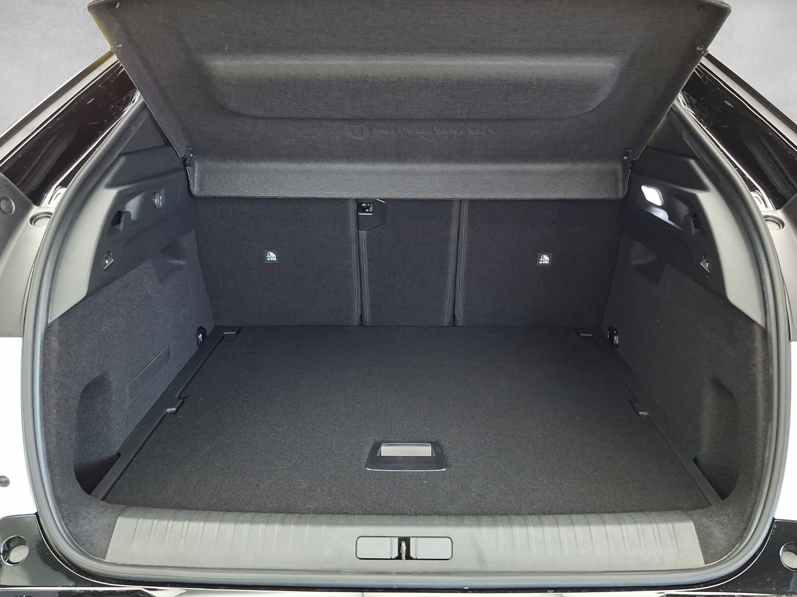 PEUGEOT 3008 e-GT Exclusive AWD 73kWh-image-14