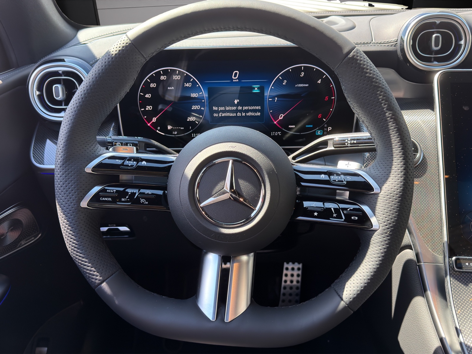 MERCEDES-BENZ GLC 220 d 4Matic 9G-Tronic-image-13