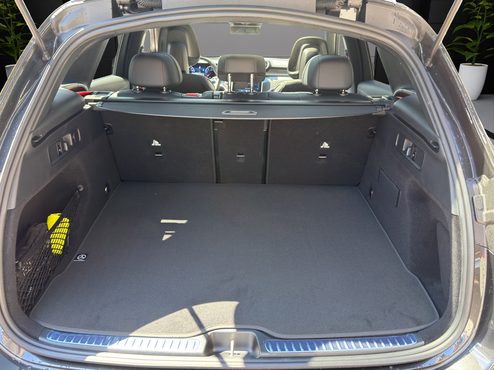 MERCEDES-BENZ GLC 220 d 4Matic 9G-Tronic-image-10