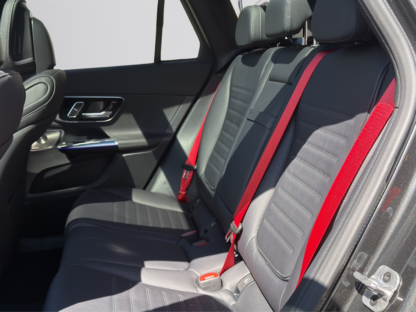 MERCEDES-BENZ GLC 220 d 4Matic 9G-Tronic-image-8