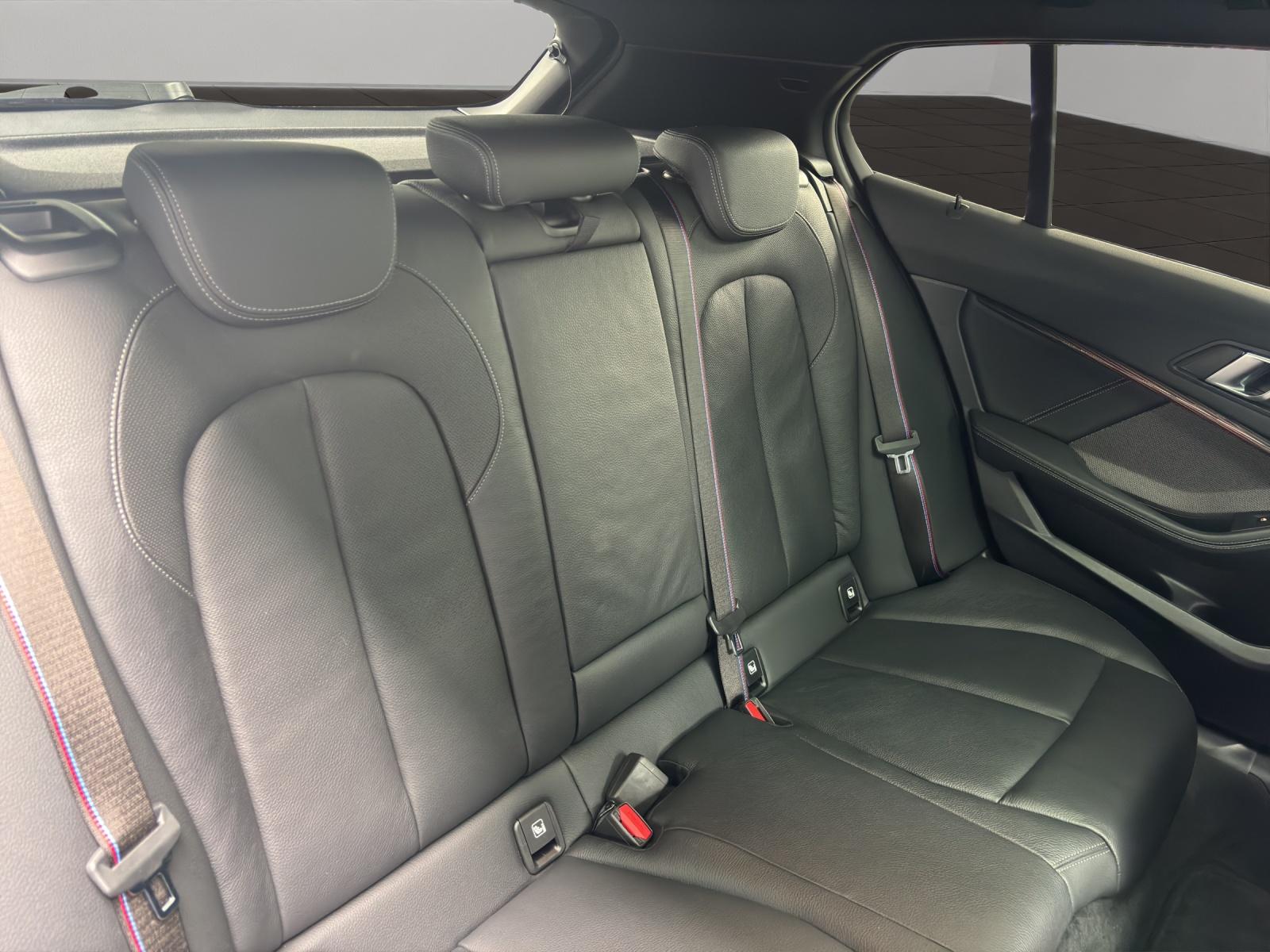BMW M135i xDrive-image-11