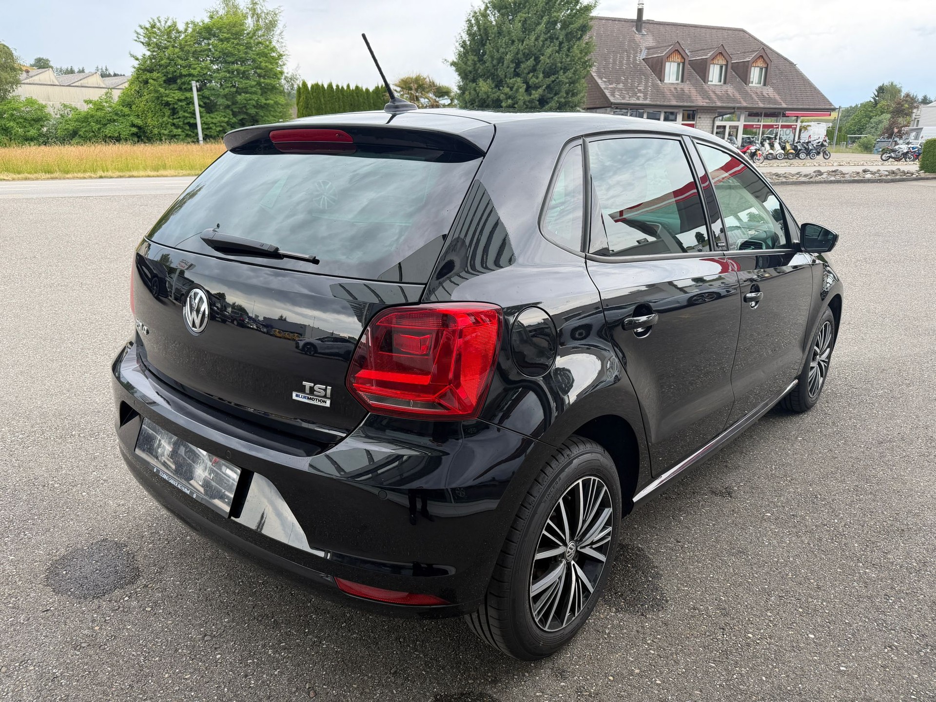 VW Polo 1.2 TSI BMT Allstar DSG-image-4