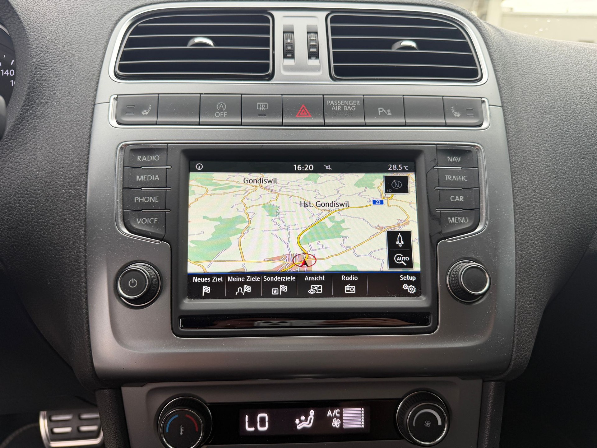 VW Polo 1.2 TSI BMT Allstar DSG-image-17