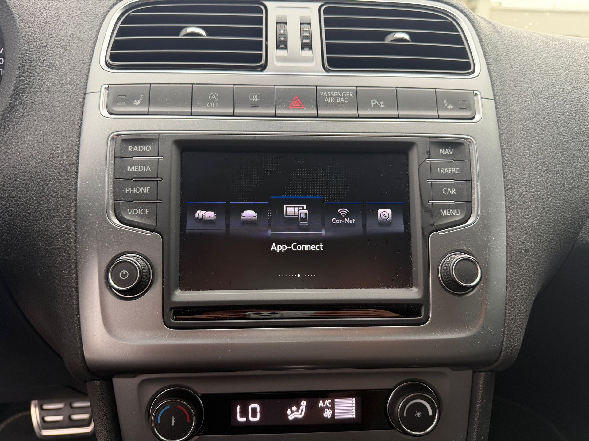 VW Polo 1.2 TSI BMT Allstar DSG-image-16
