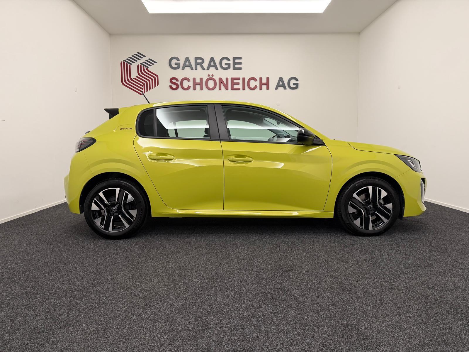 PEUGEOT 208 1.2 Hybrid Style-showroom-element-3