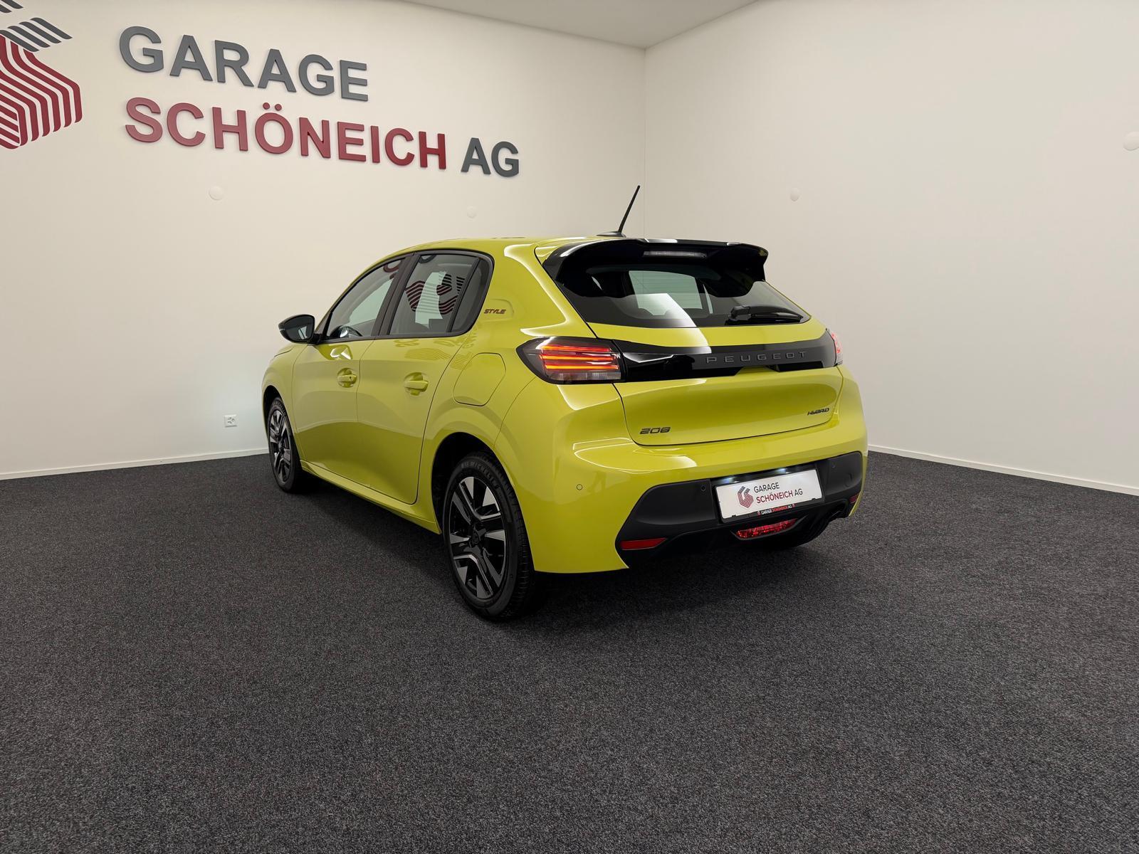 PEUGEOT 208 1.2 Hybrid Style-image-6