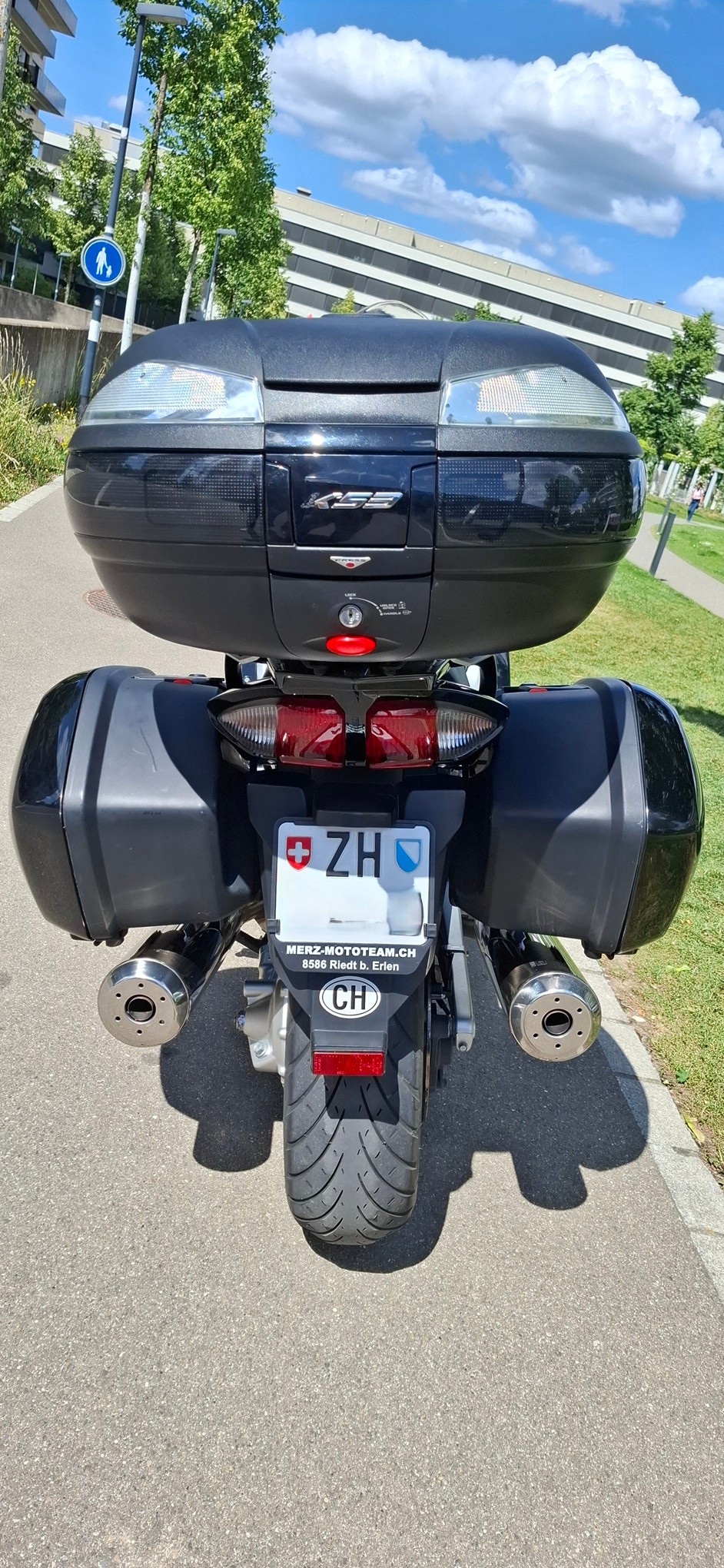 YAMAHA FJR 1300 ABS-image-3