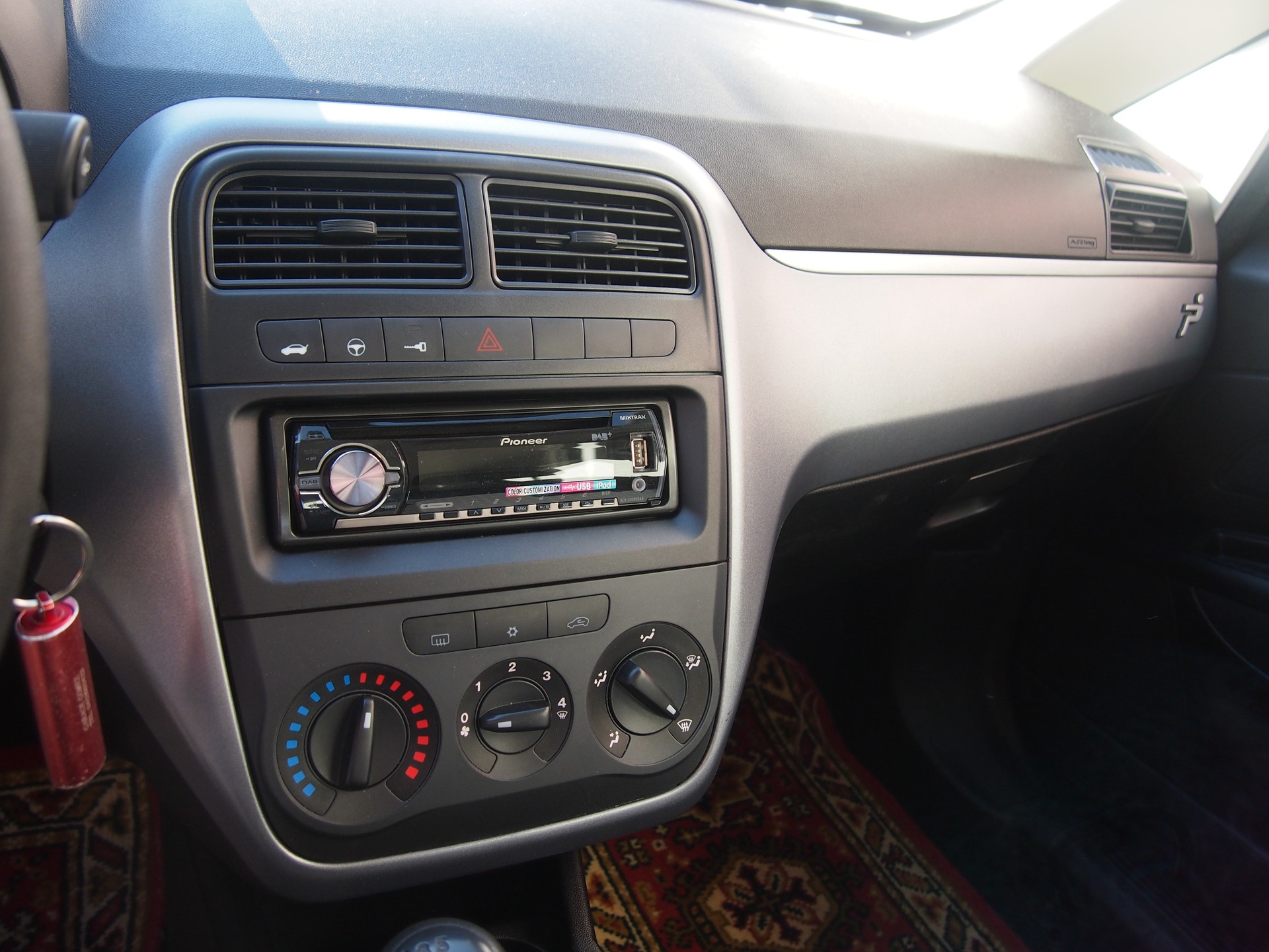 FIAT 1.4 Dynamic-showroom-element-3