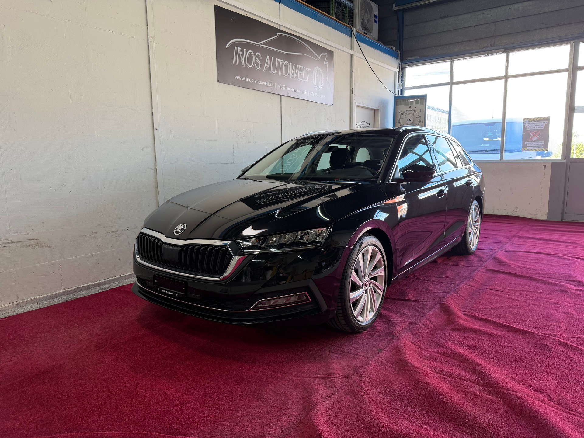 SKODA Octavia Combi 2.0 TDI DSG Style
