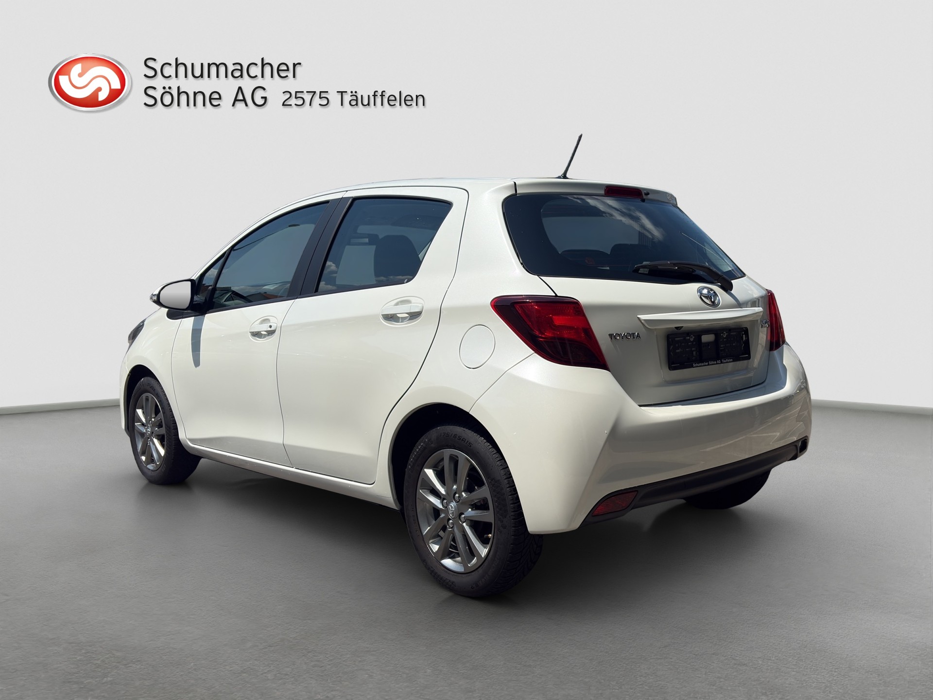 TOYOTA Yaris 1.33 Luna Multidrive-image-5