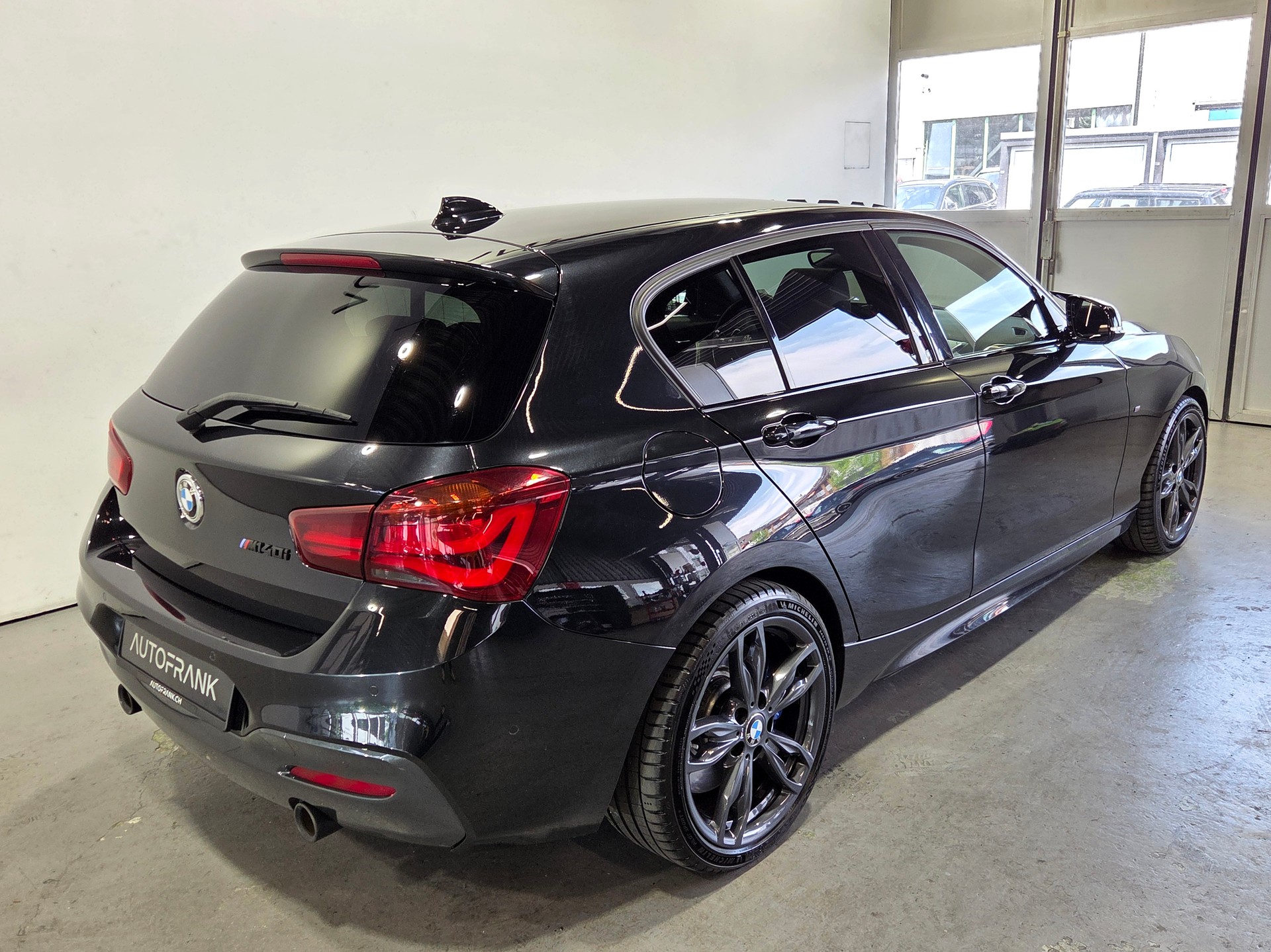 BMW M140i xDrive-image-16