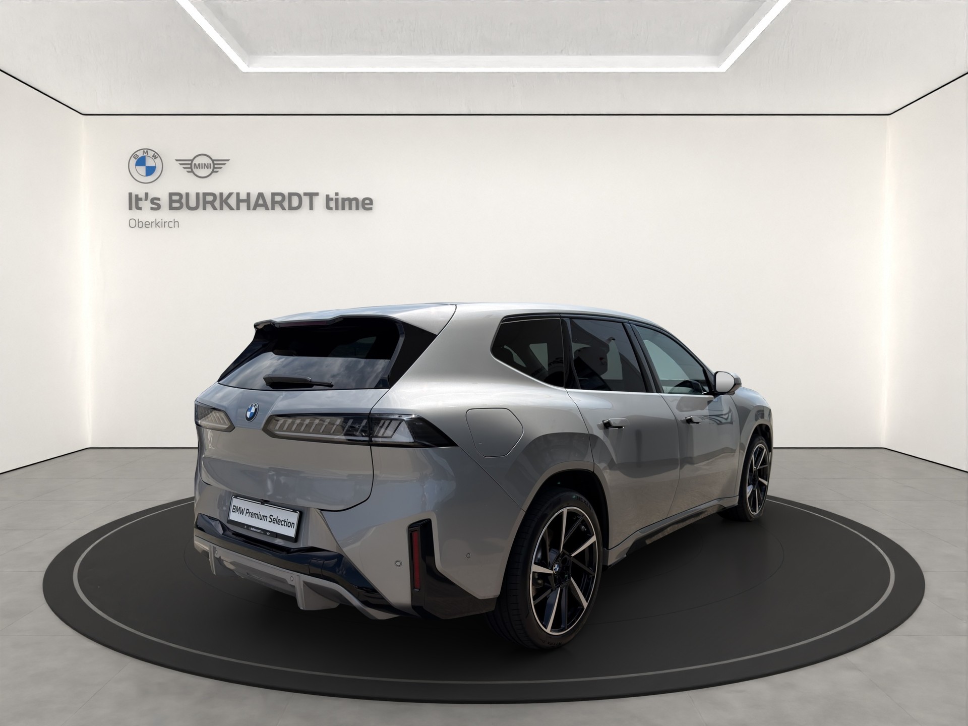 BMW iX3 50 xDrive M Sport-image-4