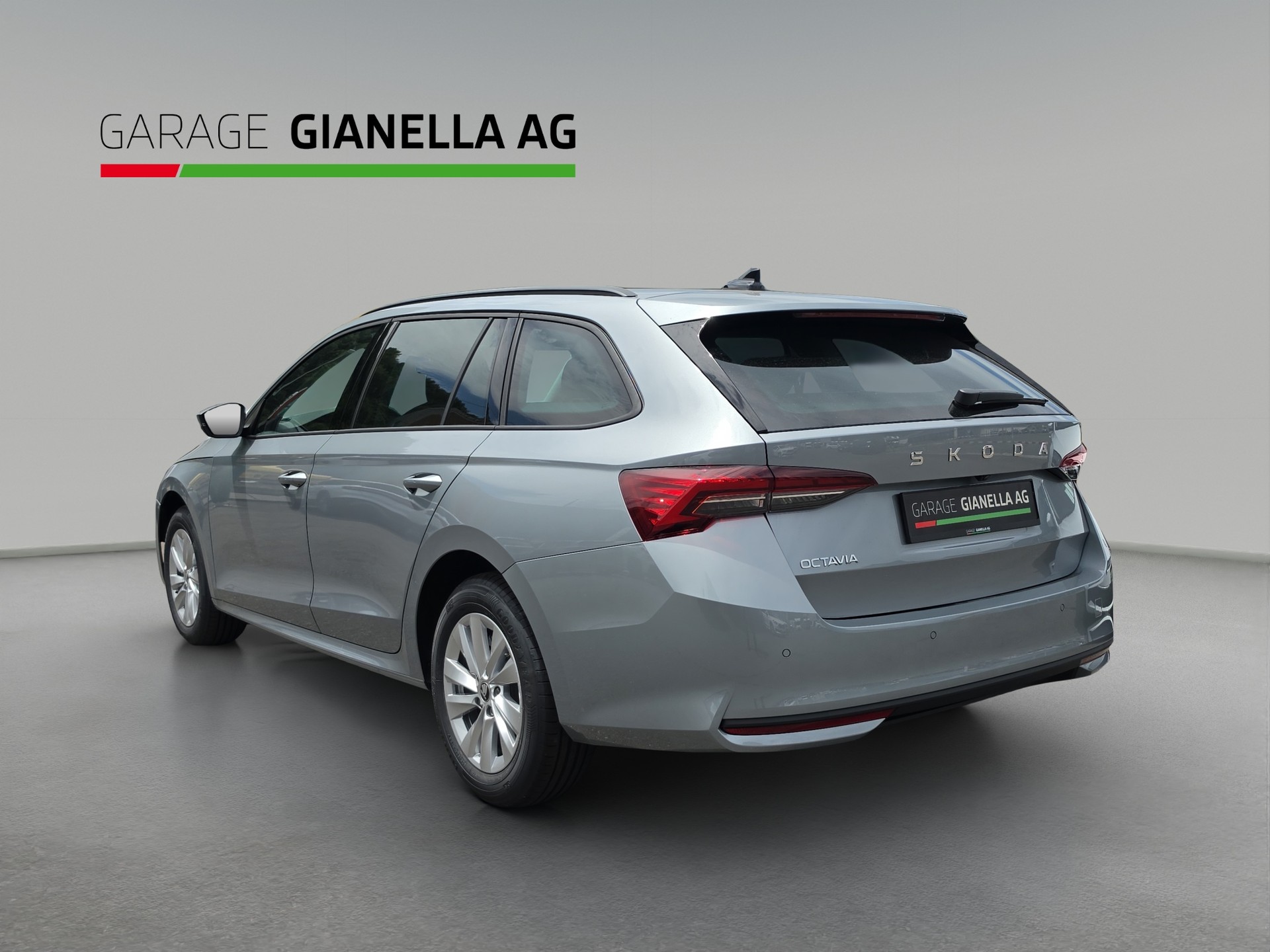 SKODA Octavia Combi 2.0 TDI DSG Selection-showroom-element-2