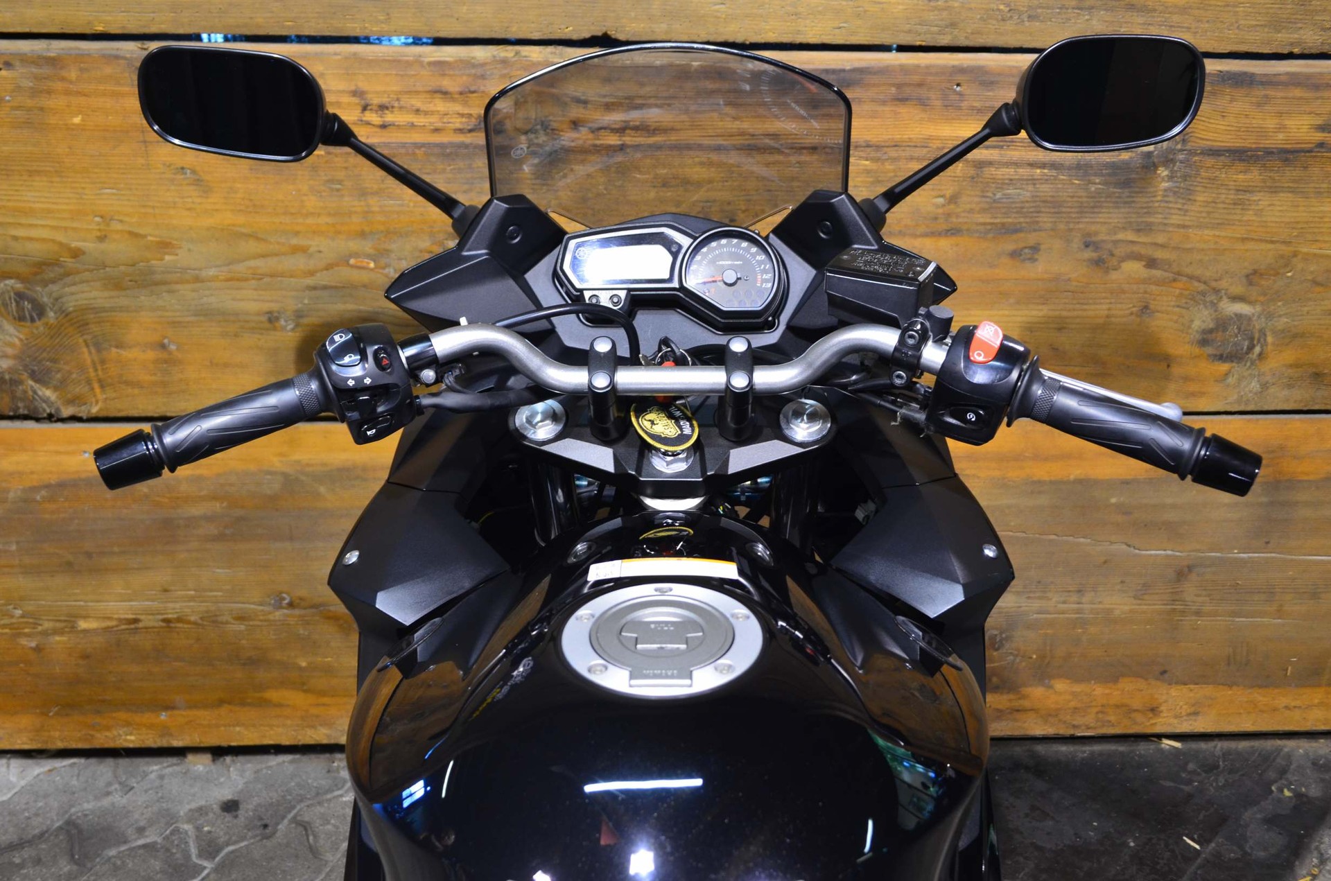 YAMAHA XJ6 Diversion ABS 09-image-2