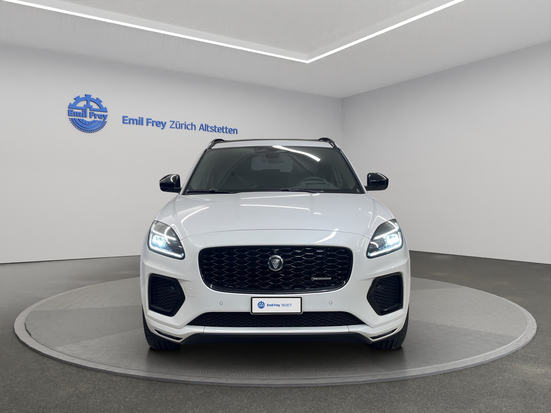 JAGUAR E-Pace 1.5 T 300e R-Dynamic SE AWD (Plug-in Hybrid)-showroom-element-3