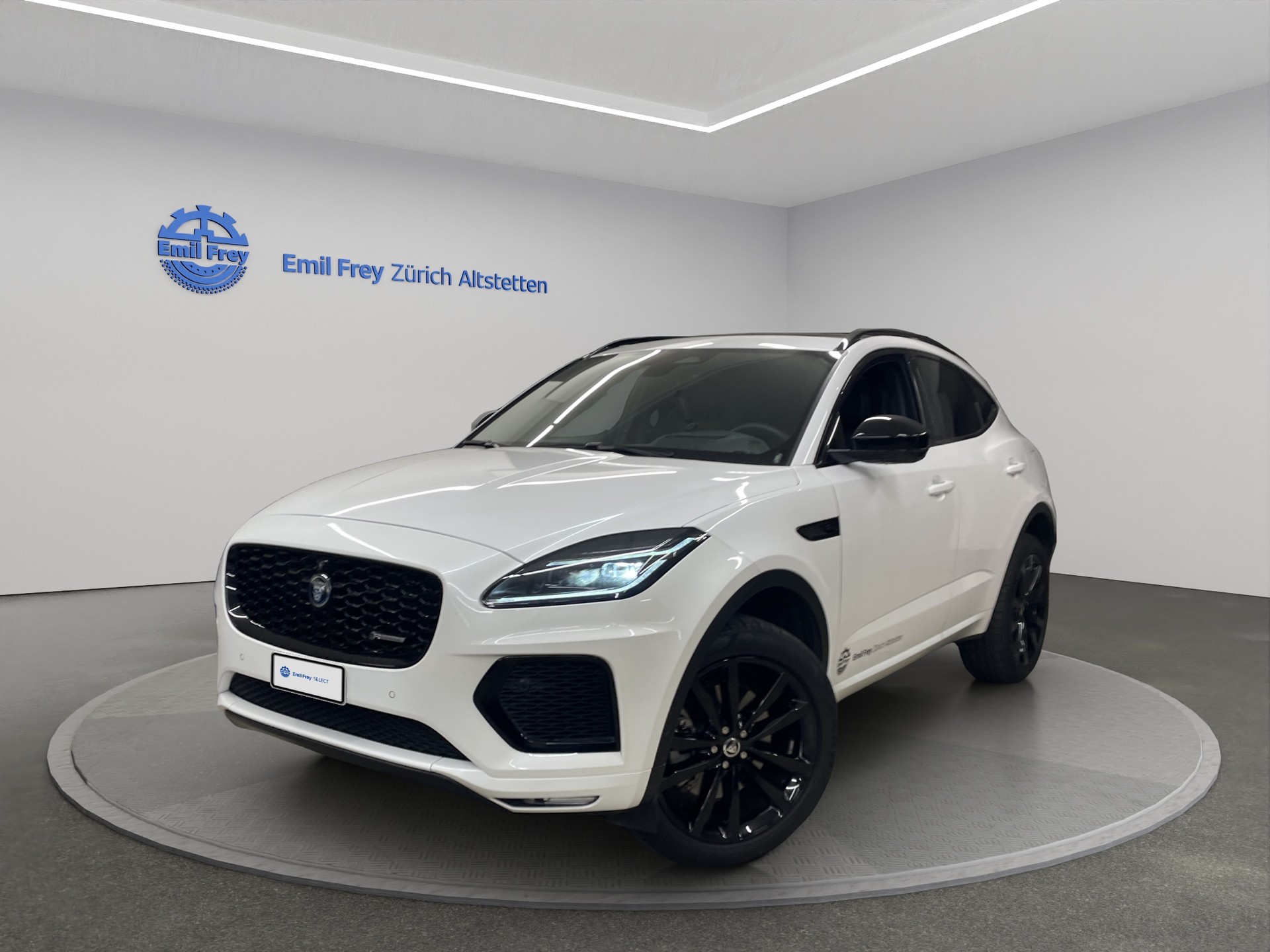 JAGUAR E-Pace 1.5 T 300e R-Dynamic SE AWD (Plug-in Hybrid)