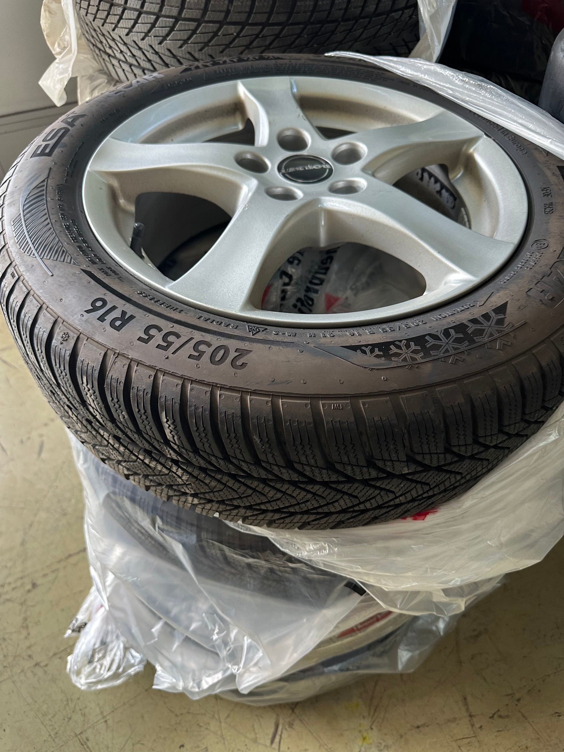FORD Focus 1.6 SCTi Titanium-image-14