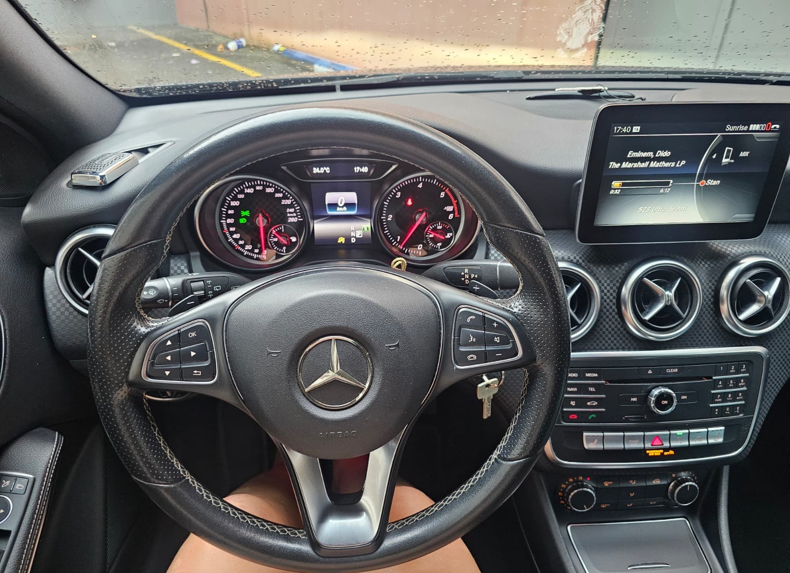 MERCEDES-BENZ A 200 d Night Star-image-5