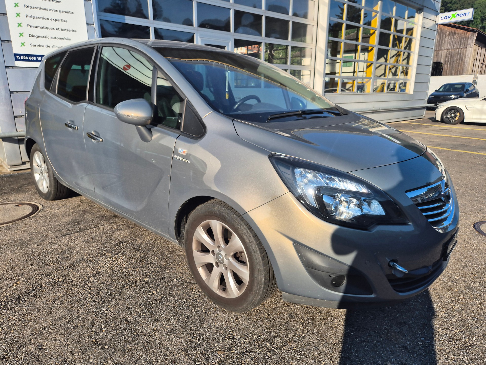 OPEL Meriva 1.4 Turbo Active Edition-image-3