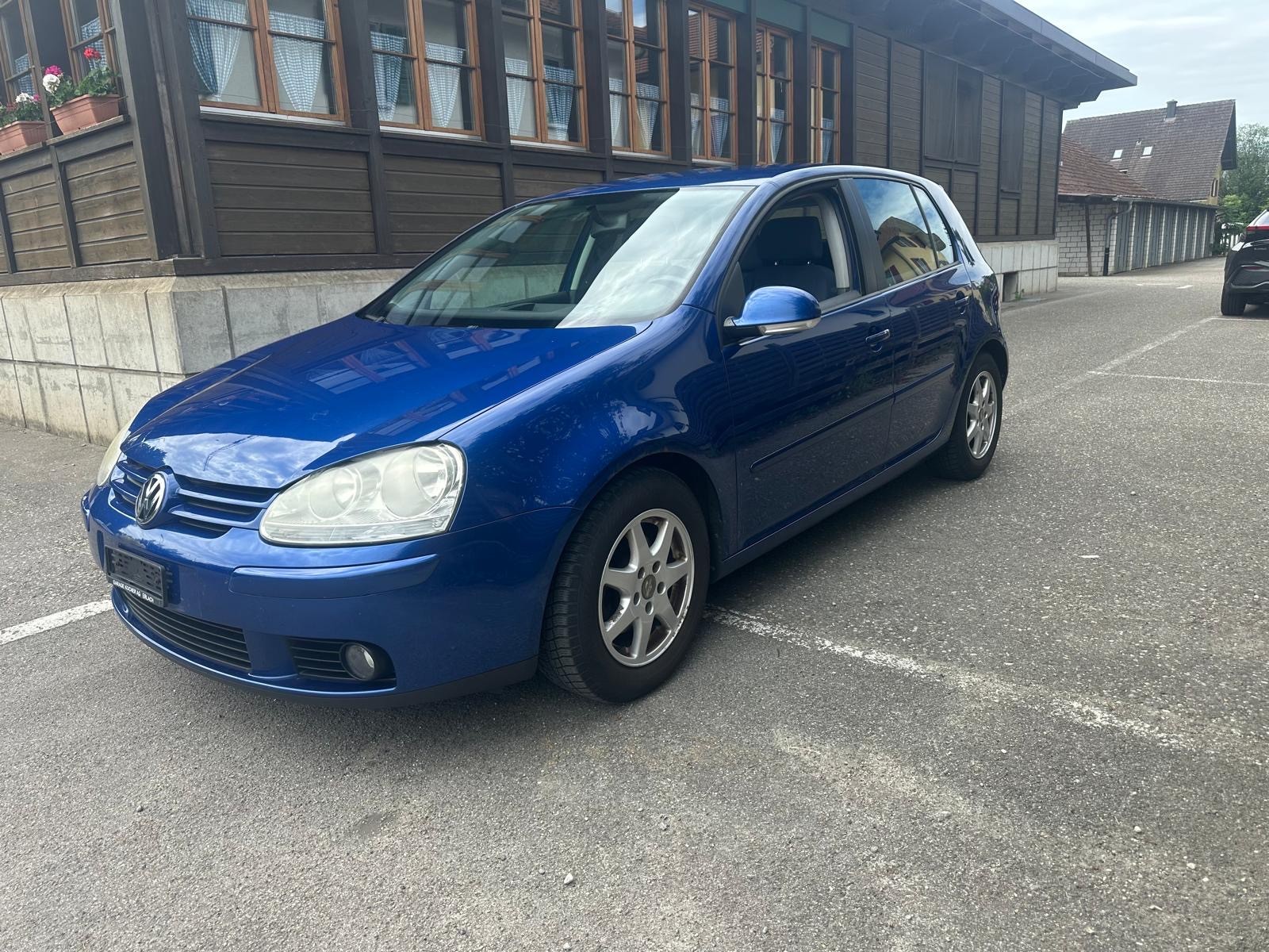 VW Golf 1.6 FSI Comfortline-showroom-element-1