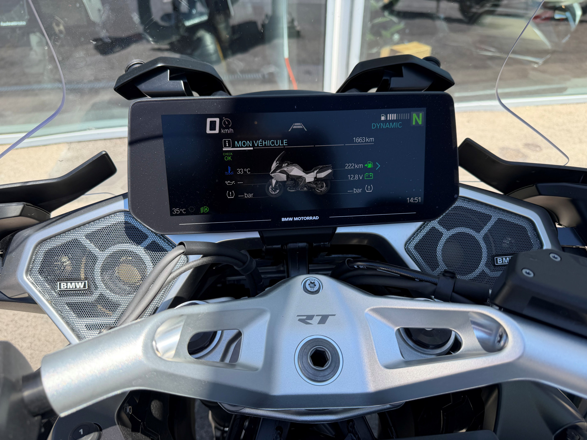 BMW R 1300 RT Triple Black-image-2