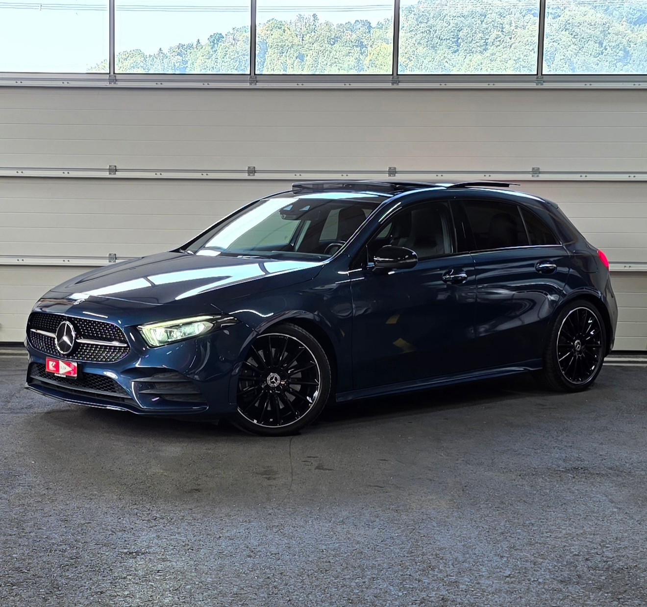 MERCEDES-BENZ A 250 4Matic AMG Line 4Matic 7G-DCT *PANORAMADACH*CH FAHRZEUG*360°Kamera*Ambiente*