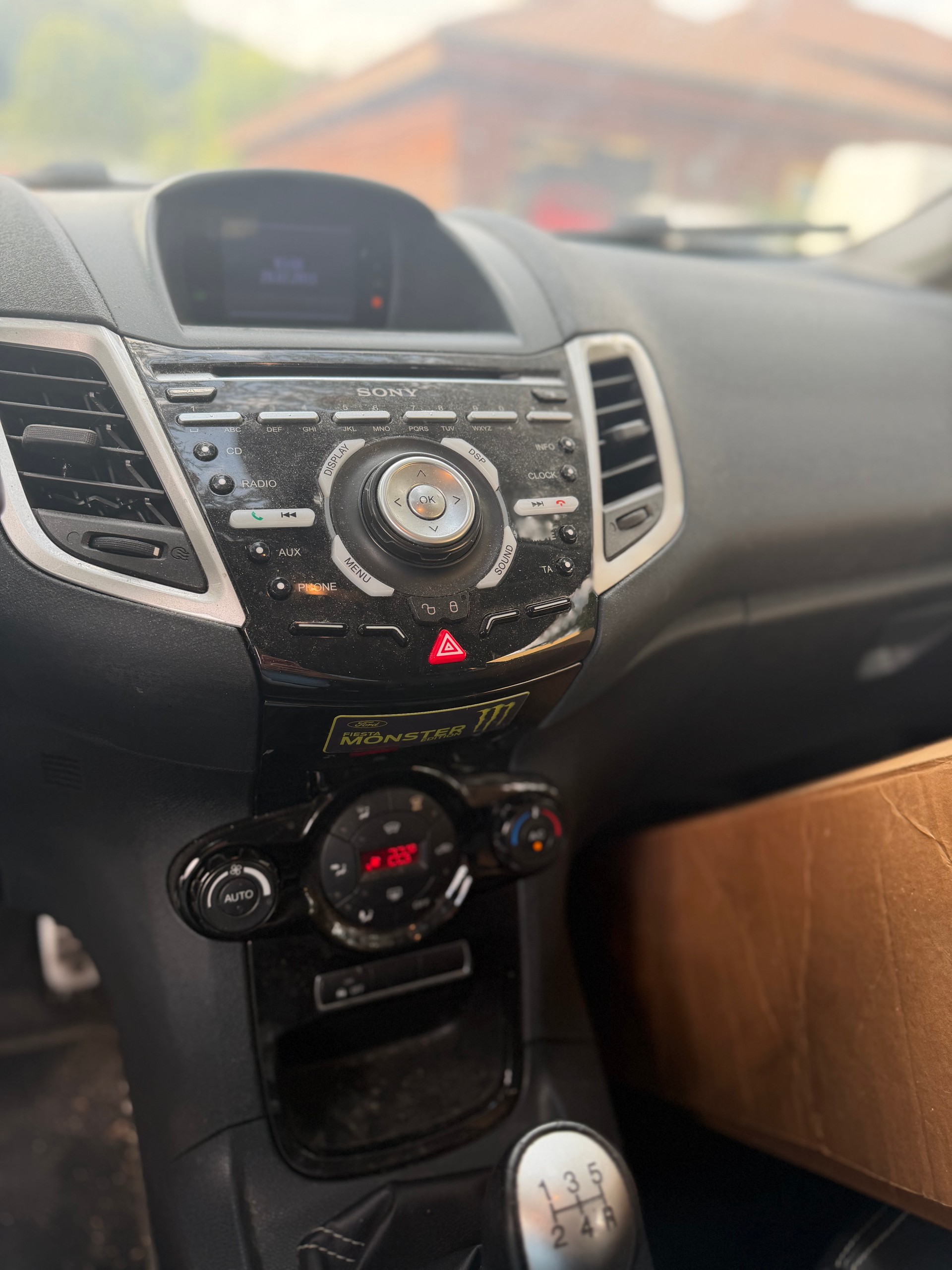 FORD Fiesta 1.6 16V Magnet-image-9