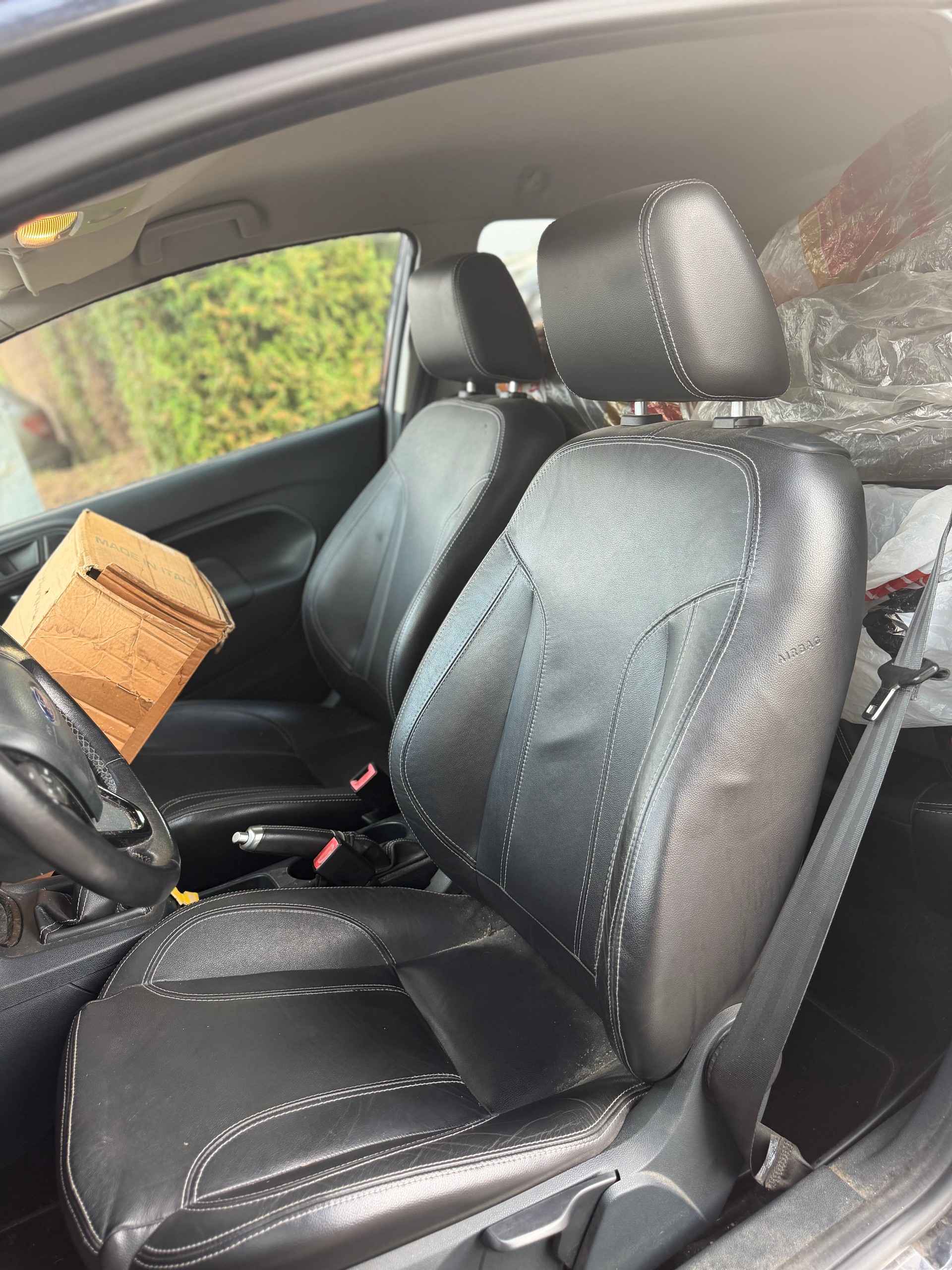 FORD Fiesta 1.6 16V Magnet-image-5
