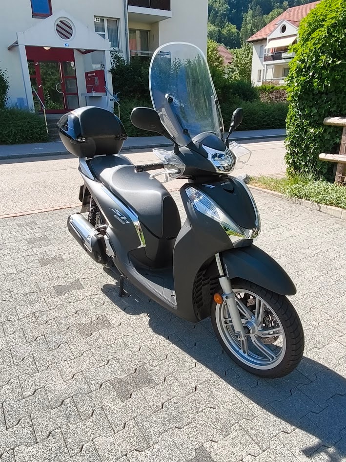 HONDA SH 300 i ABS-image-7