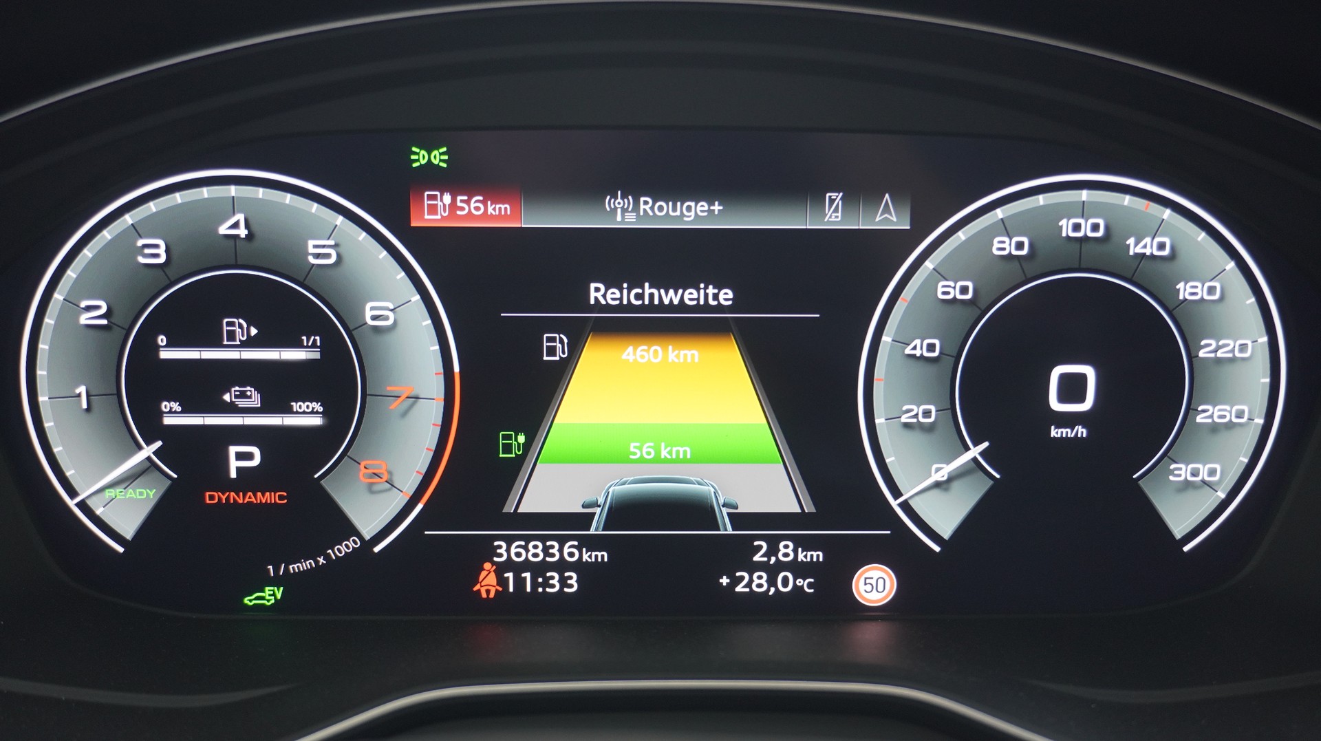 AUDI Q5 Sportback 55 TFSI e PHEV Black Edition quattro S-tronic-showroom-element-2