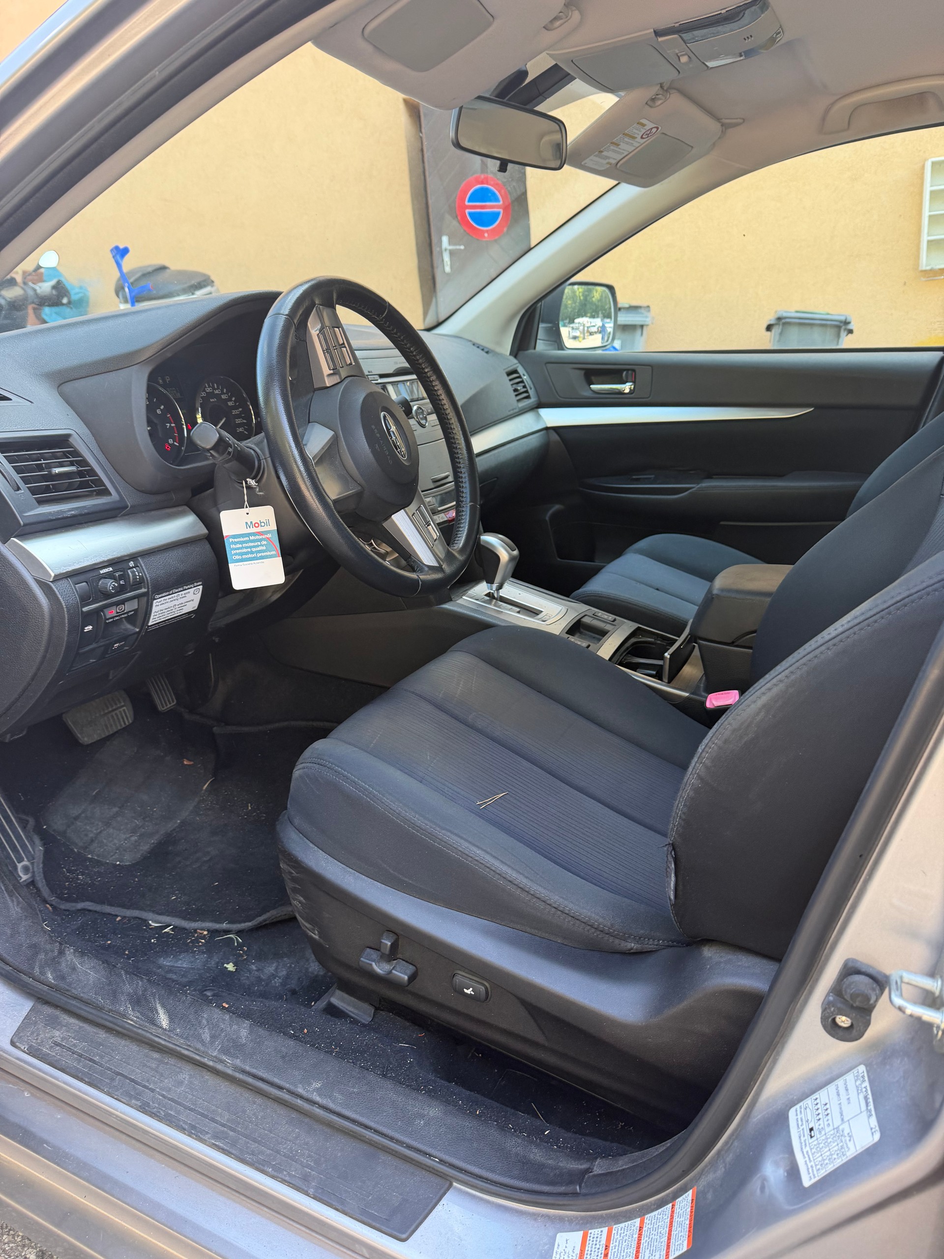 SUBARU Legacy 2.5i Swiss AWD Lineartronic-image-10