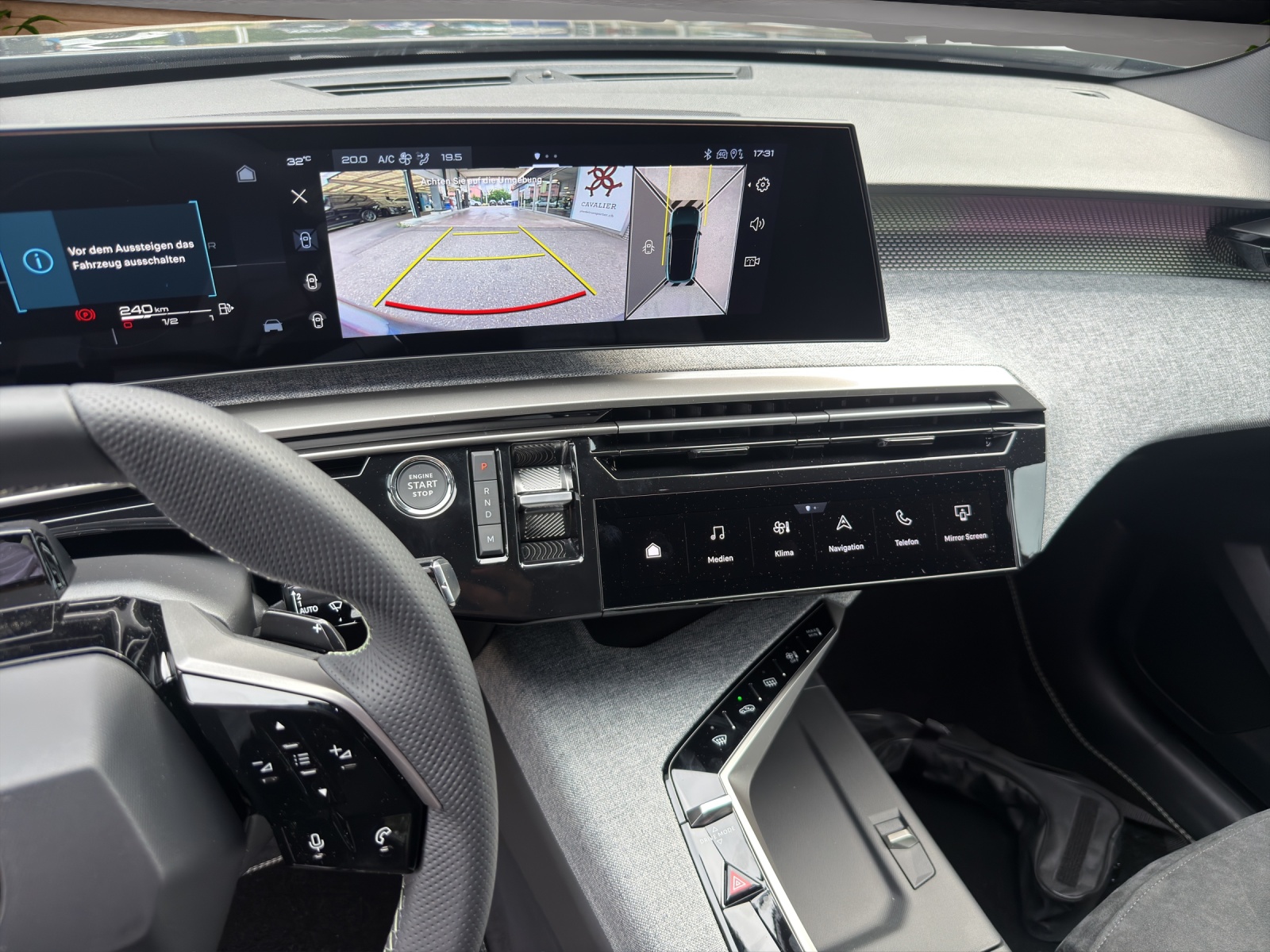 PEUGEOT 3008 NEW 145 e-DCS GT-image-6