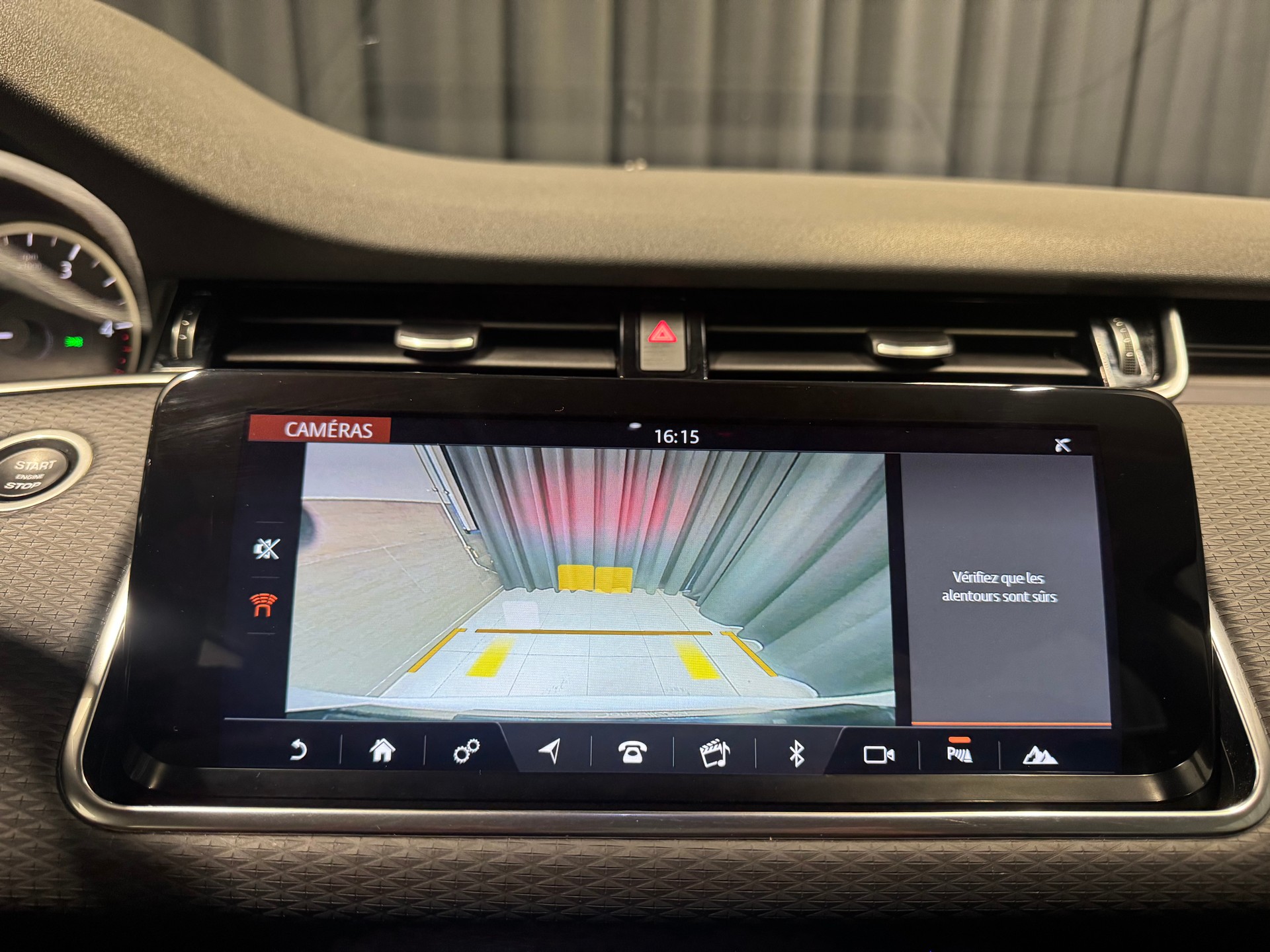 LAND ROVER Range Rover Evoque 2.0 TD4 Pure AT9(32)-image-11