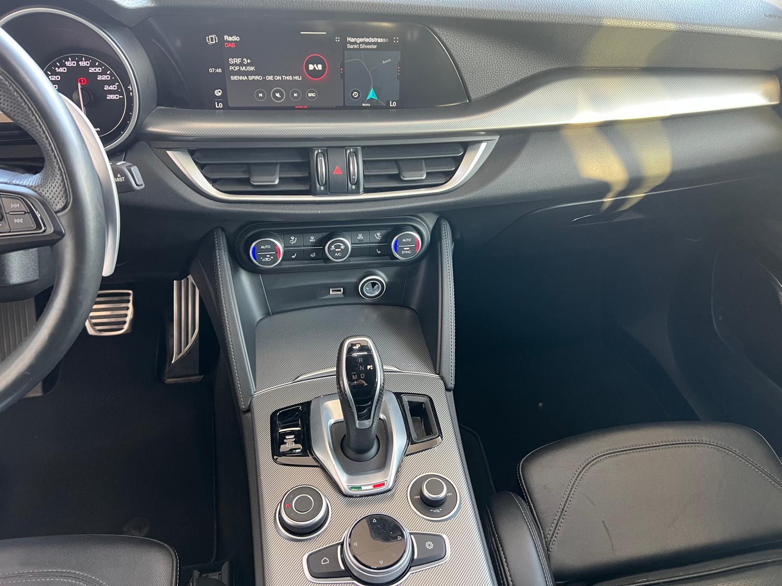 ALFA ROMEO Stelvio 2.2 JTDM Pack Veloce Q4-image-6