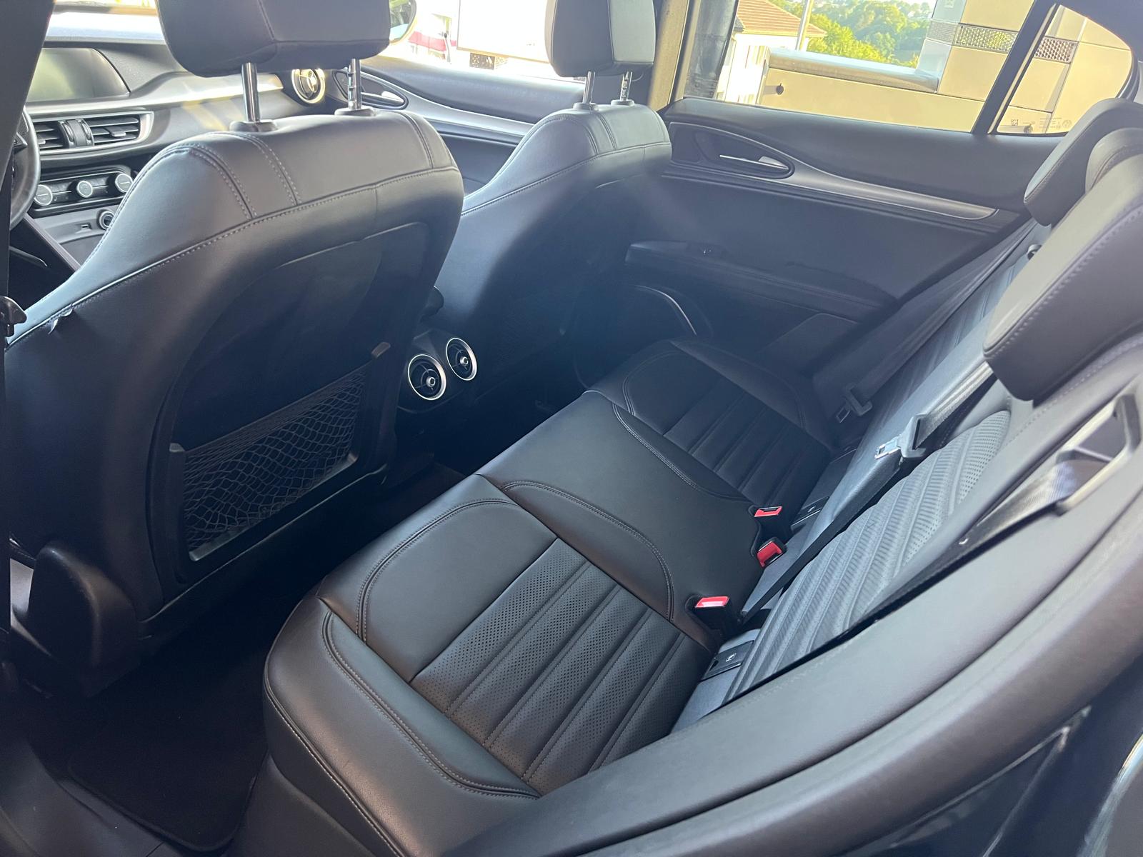 ALFA ROMEO Stelvio 2.2 JTDM Pack Veloce Q4-image-8
