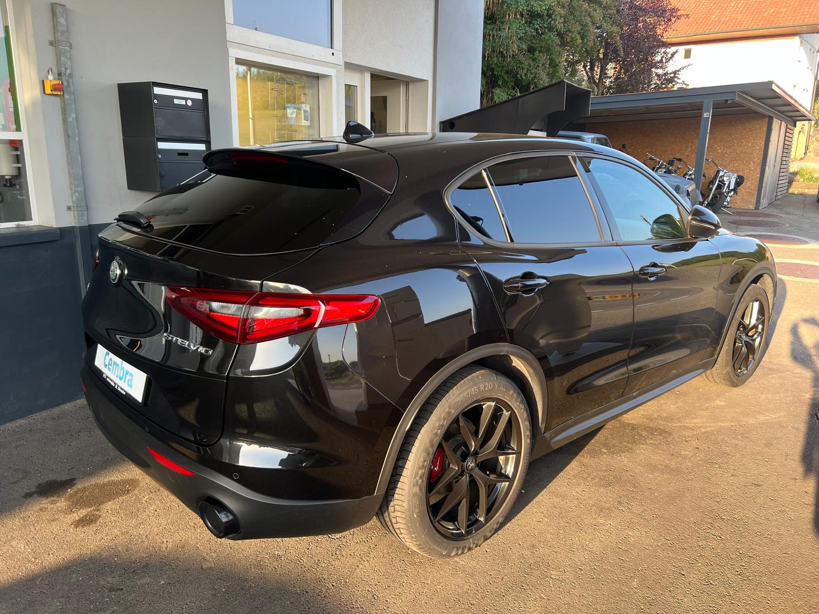 ALFA ROMEO Stelvio 2.2 JTDM Pack Veloce Q4-image-2